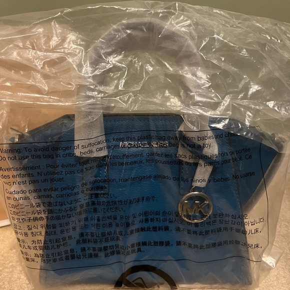 Michael Kors Bag - Picture 2 of 3